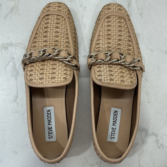 Steve Madden Terrain Loafer Tan 6.5 Chain Detail Woven Slip On Almond Toe - Picture 8 of 16